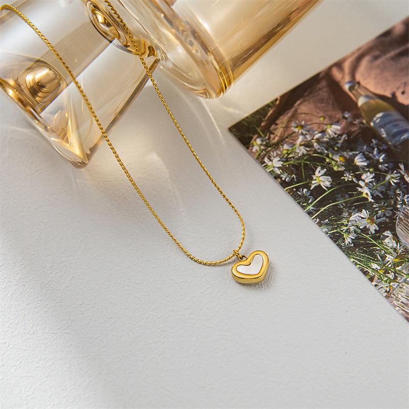 Evelyn Heart Necklace - 18K Gold Plated