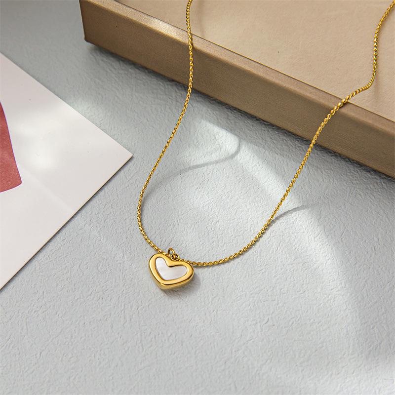 Evelyn Heart Necklace - 18K Gold Plated