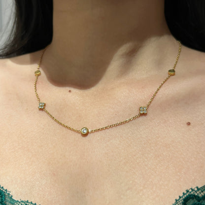 Minimal Clover Necklace