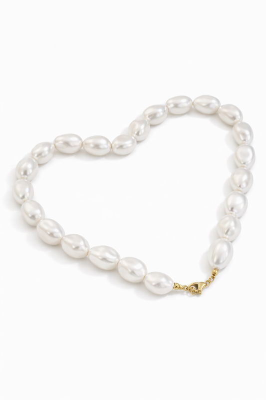 Bold Pearl Necklace