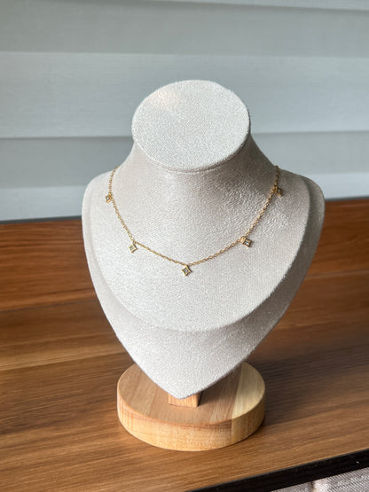 Minimal Zie Necklace
