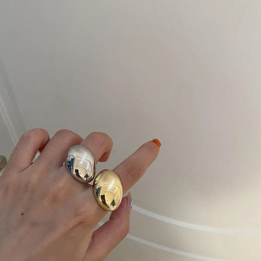 18k Golden Plated Bold Oval Shaped Ring