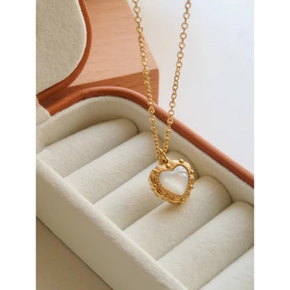 Vintage Minimalist Heart Necklace