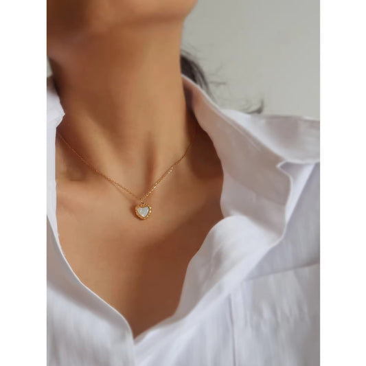 Vintage Minimalist Heart Necklace