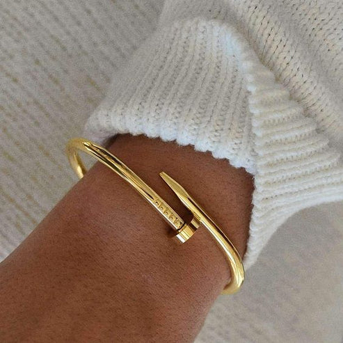 Nail Bracelet